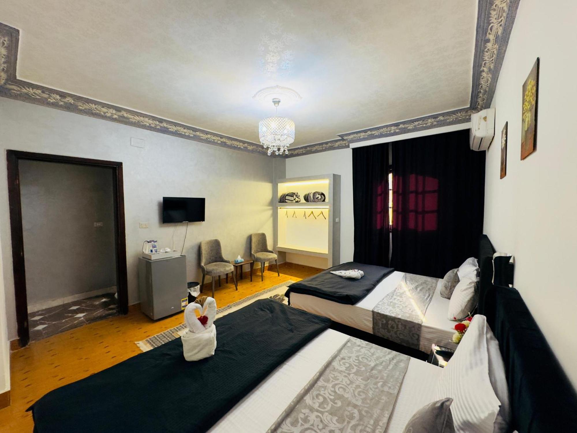 Pyramids Kingdom - Guest House Kafrat al Jabal Екстер'єр фото