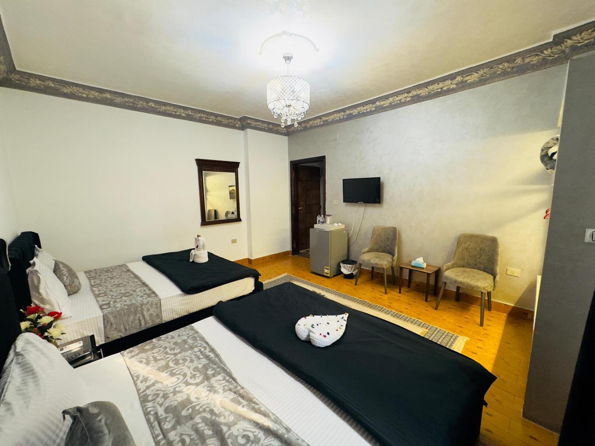 Pyramids Kingdom - Guest House Kafrat al Jabal Екстер'єр фото